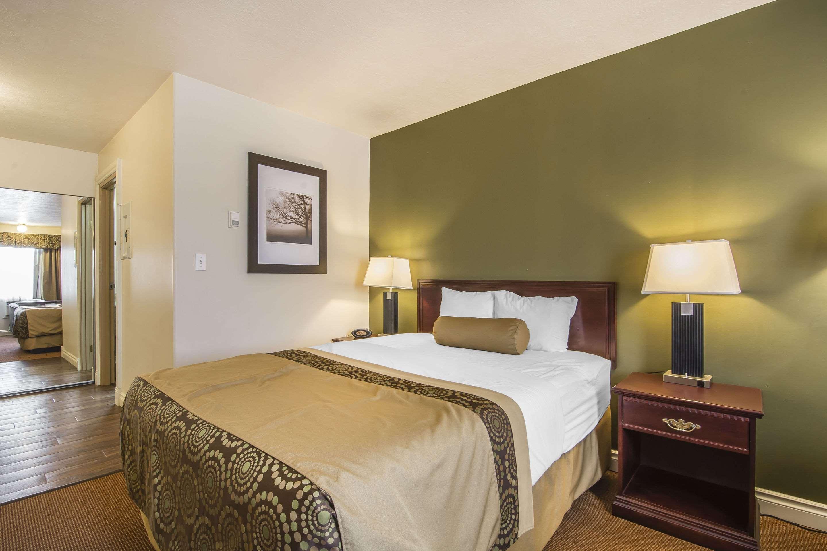 Econo Lodge Inn & Suites High Level Ngoại thất bức ảnh