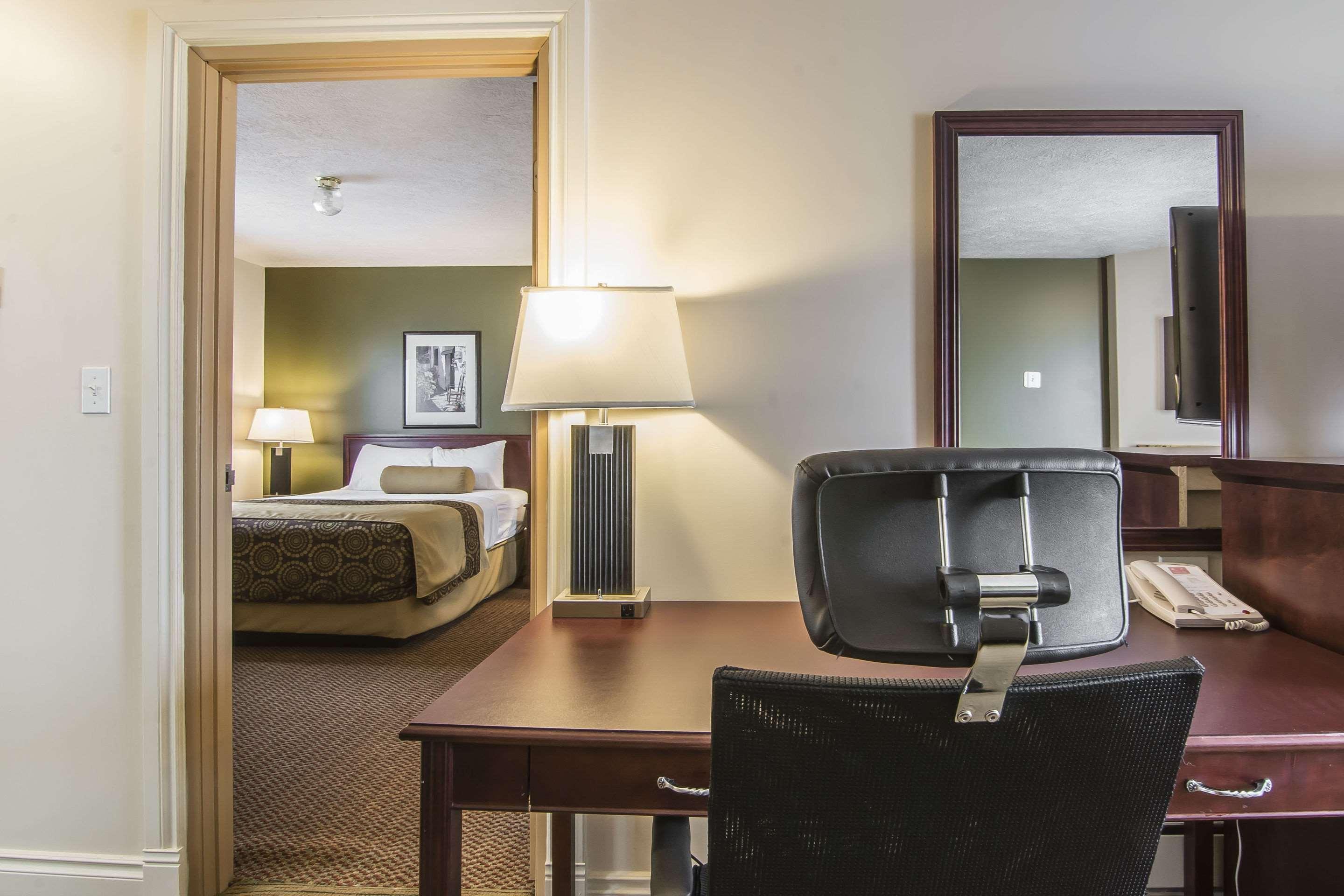 Econo Lodge Inn & Suites High Level Ngoại thất bức ảnh