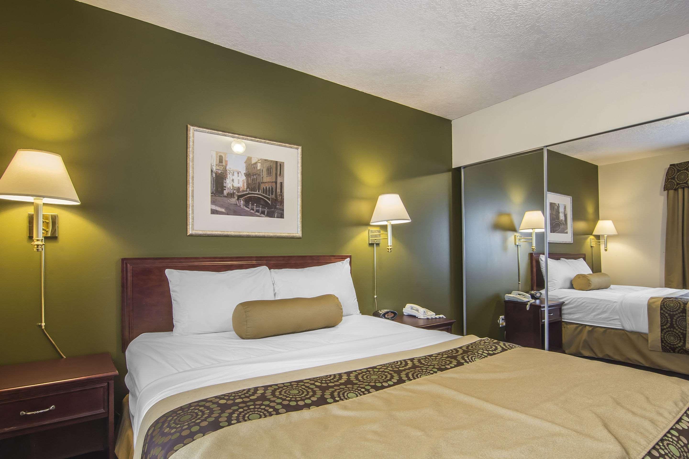 Econo Lodge Inn & Suites High Level Ngoại thất bức ảnh